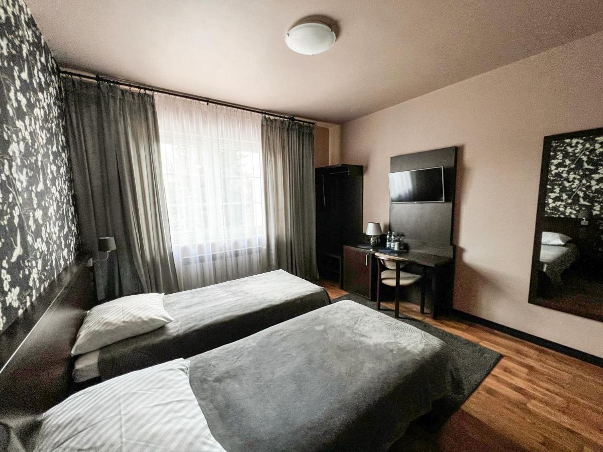 Noclegi Pod Lasem Lublin Ngoại thất bức ảnh